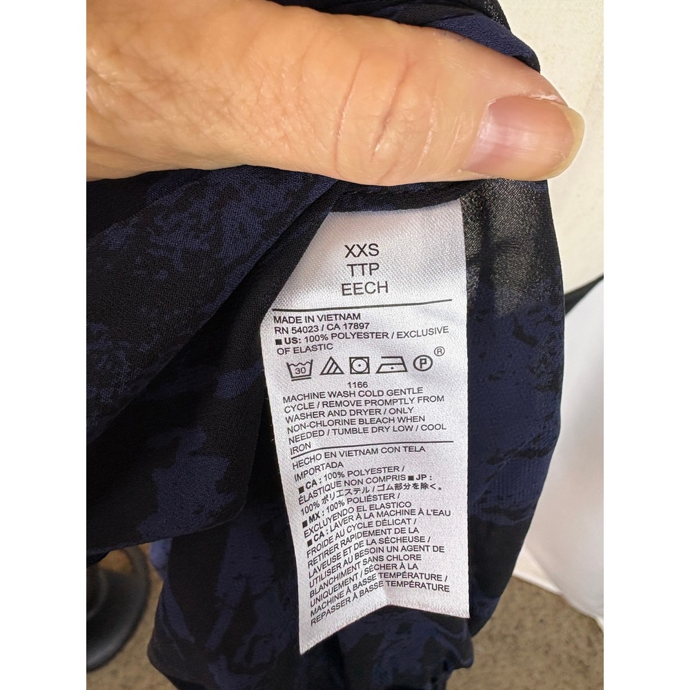 Banana Republic Factory Smocked Sheer Chiffon Boho Romantic Blouse XXS - Picture 6 of 7